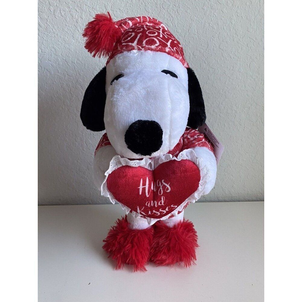 Peanuts SNOOPY Valentines Greeter Heart Pajamas And Slippers Hat Hugs Kisses NEW